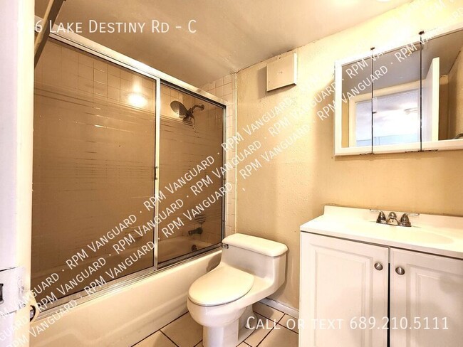 Building Photo - 916 Lake Destiny Rd