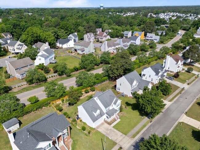 Building Photo - Spacious 3-Bedroom Home with Bonus Room and Community Perks