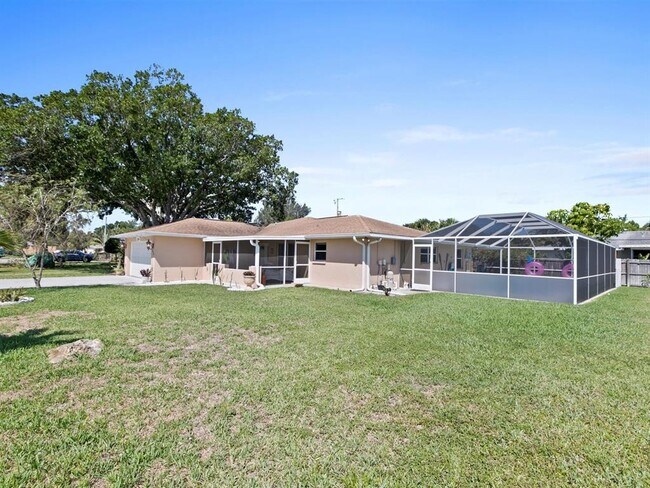 Building Photo - 596 Carmel Rd
