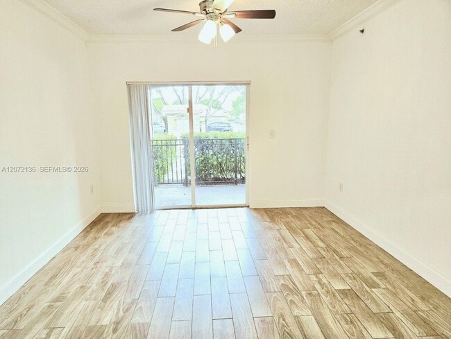 Building Photo - 220 SW 116th Ave