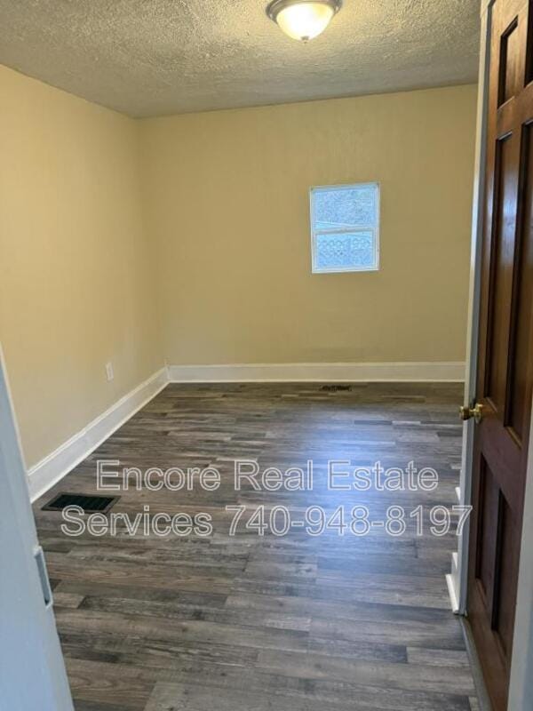 Building Photo - 406 N 10th St