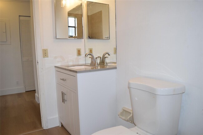 Building Photo - 12244 Royal Palm Blvd