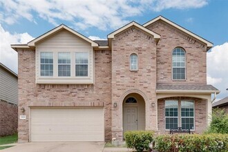 Building Photo - 2019 Cone Flower Dr