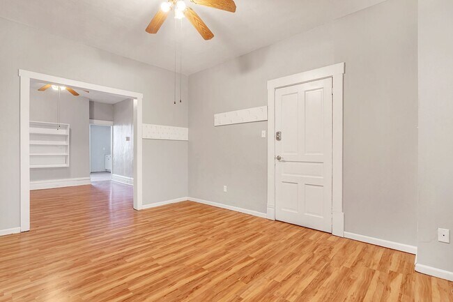 Building Photo - 3711 Orpwood St