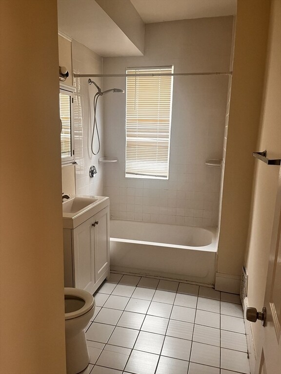 Building Photo - 27 Irma St