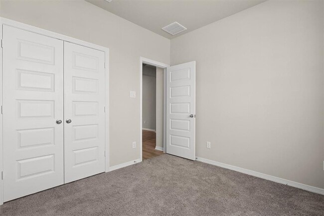 Building Photo - 2410 Table Rock Ct