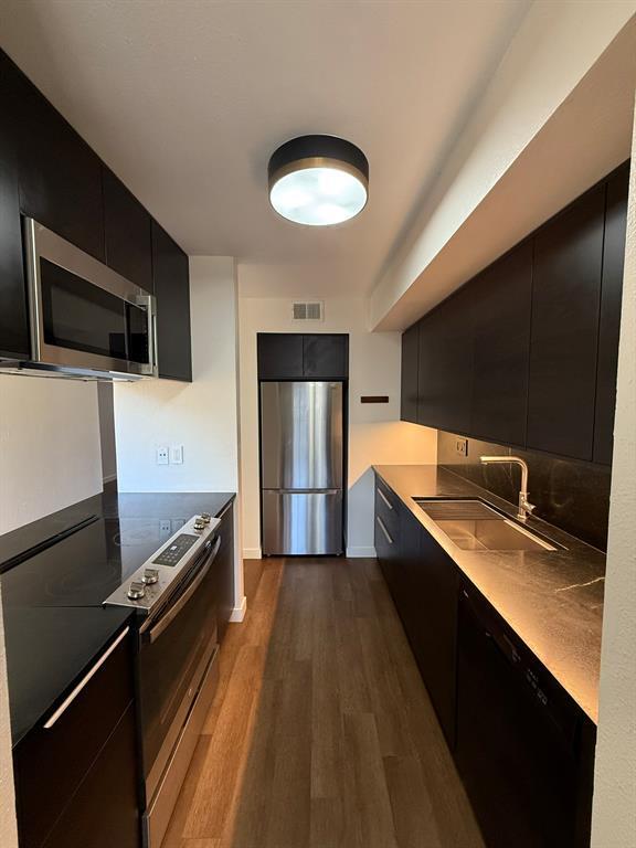 Primary Photo - 4159 Steck Ave