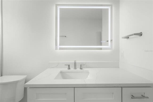 Building Photo - 2203 N Blvd