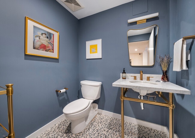 Building Photo - 145 6th Ave