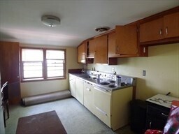 Building Photo - 55 Pilgrim Ave