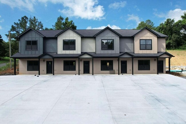 Building Photo - 265 Cass Ln NW
