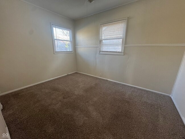 Building Photo - 2011 W Kessler Blvd N Dr