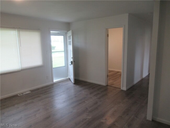 Building Photo - 1462 Harvard Dr