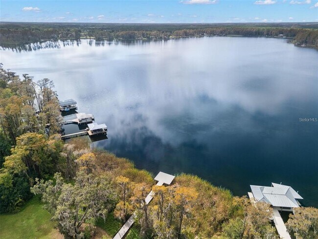 Building Photo - 6093 Acara Ln