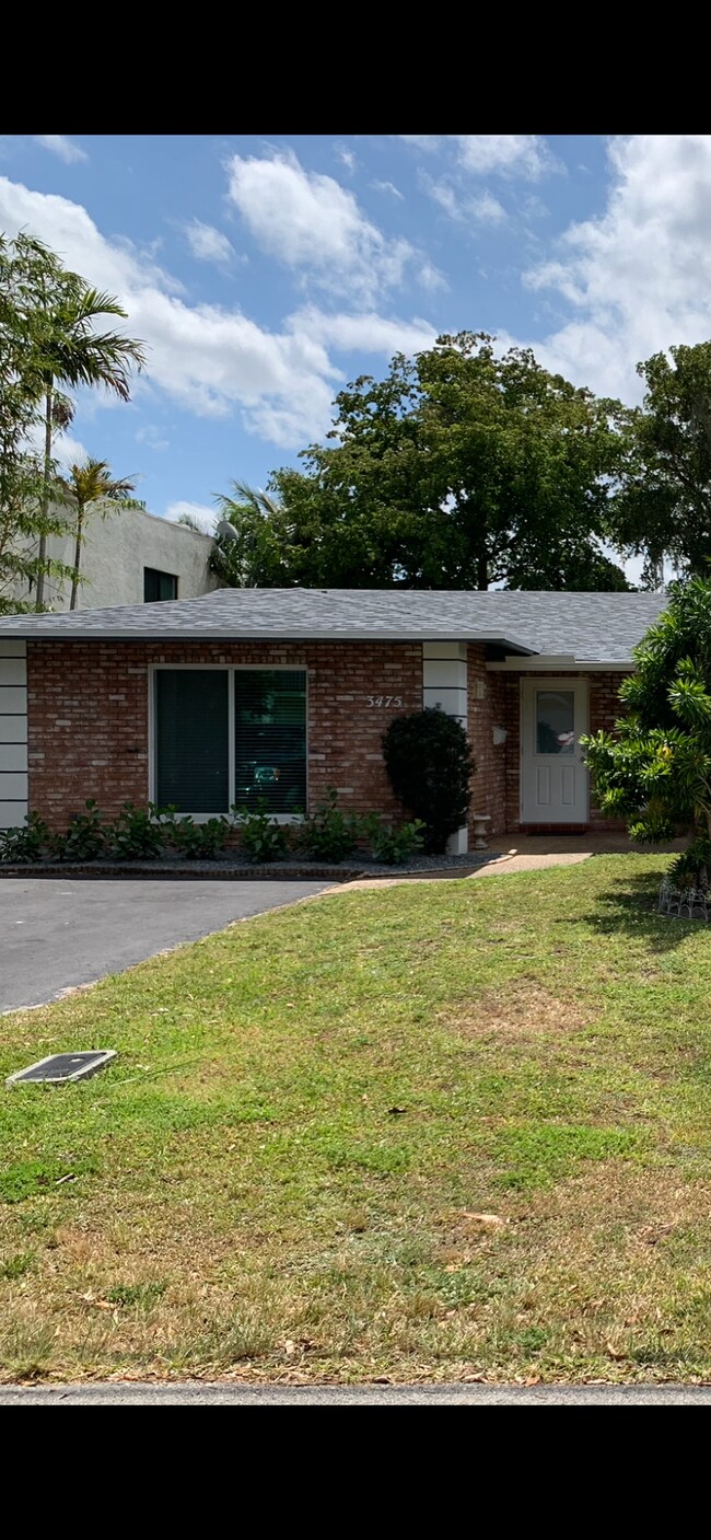 Primary Photo - 3475 NW 17th Ter