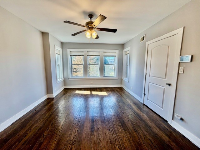 Building Photo - 7917 S Maryland Ave