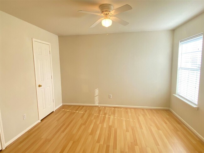 Building Photo - 20723 Spring Rose Dr