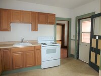 Building Photo - 111 N Winooski Ave