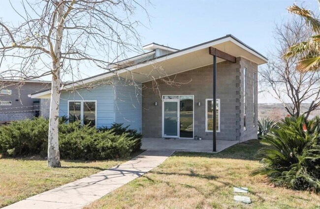 Primary Photo - 7313 Ava Ln