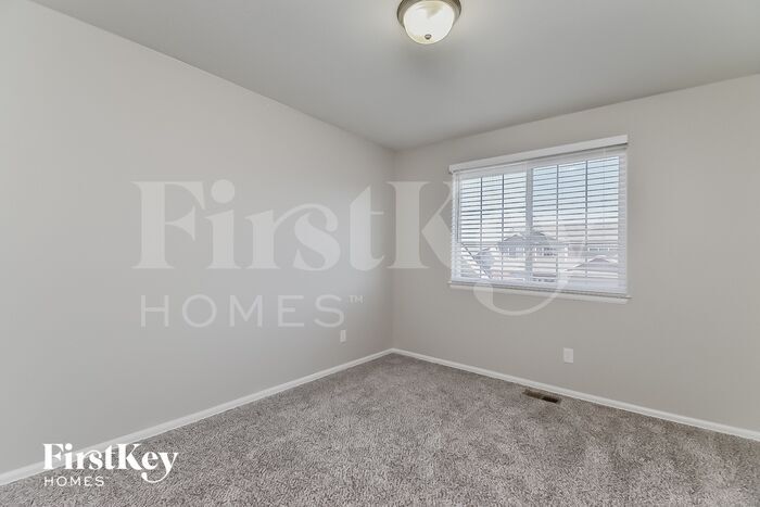 Building Photo - 6021 Santo Domingo Rd