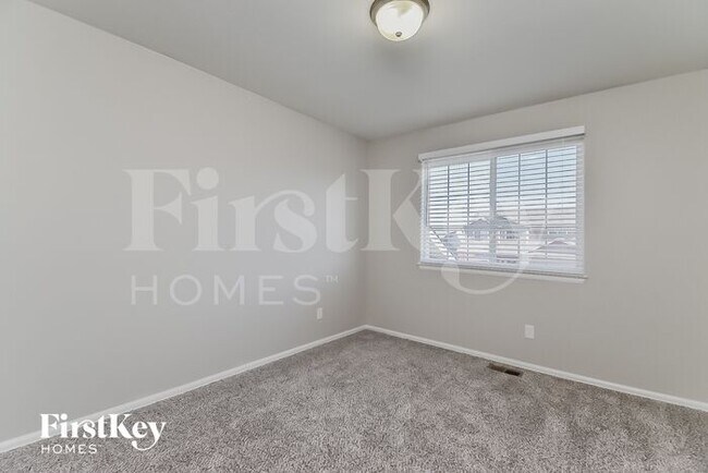 Building Photo - 6021 Santo Domingo Rd
