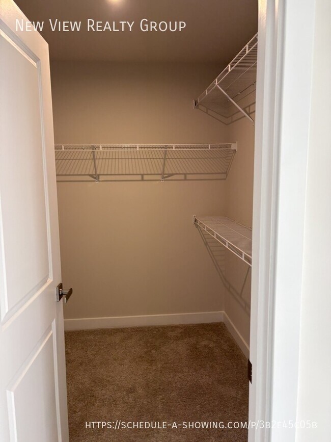 Building Photo - 7637 Griffins Gate Dr SW