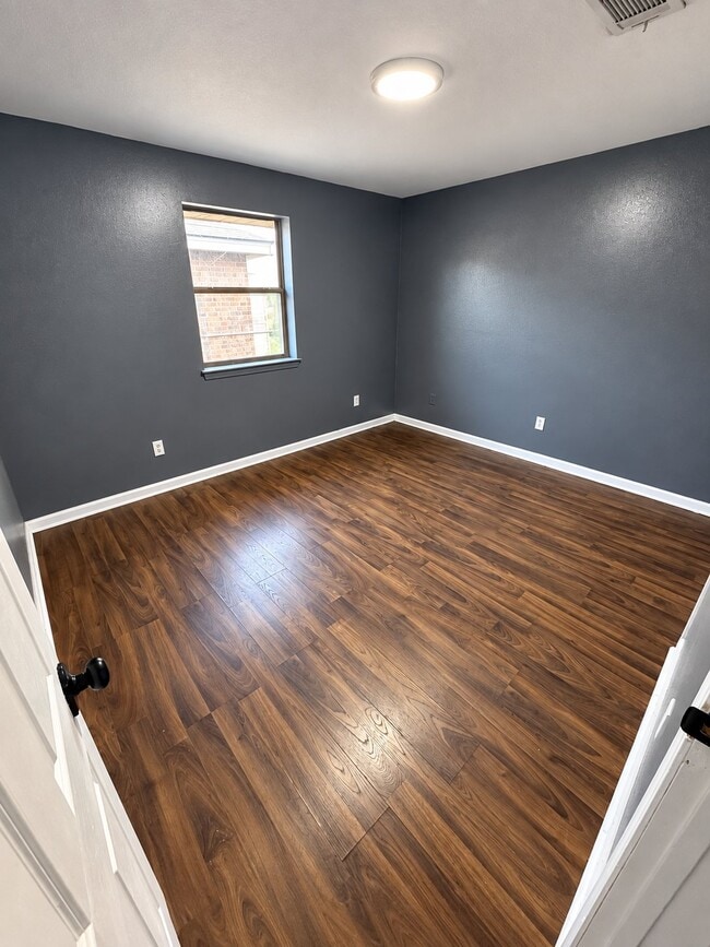 Building Photo - 4017 Jupiter Dr