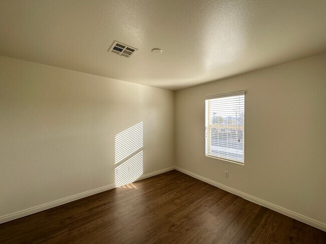 Building Photo - SAGECREEK