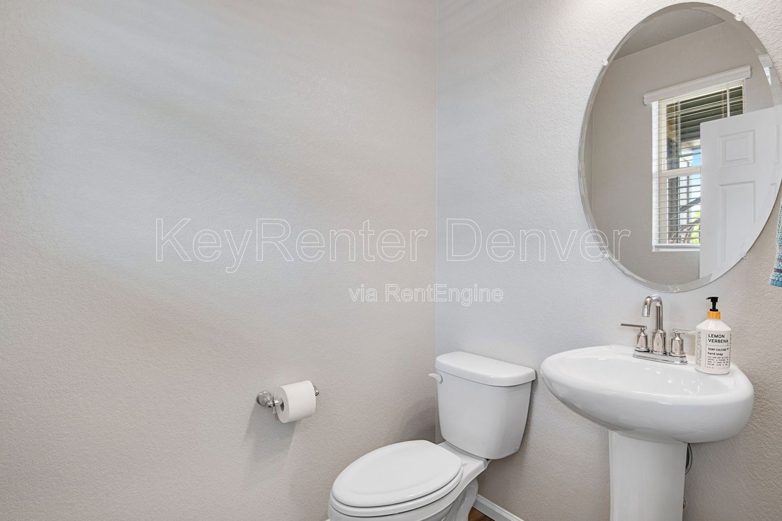 Building Photo - 18320 E Mississippi Ave