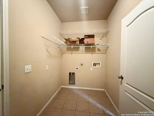 Building Photo - 1130 Wigeon Way