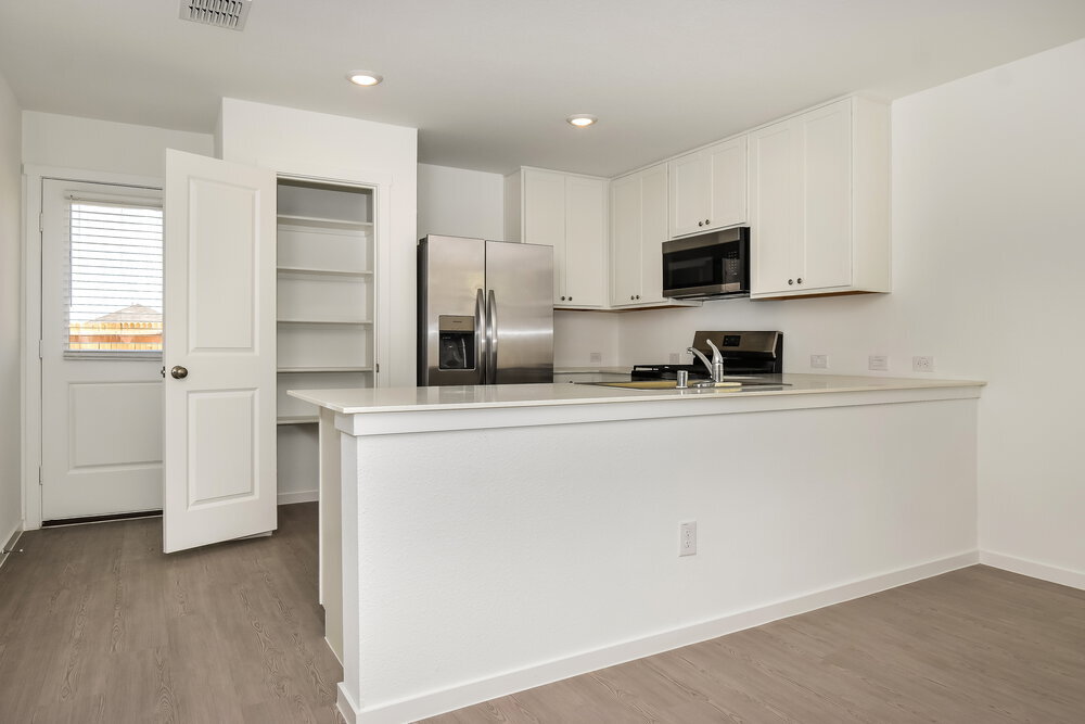 Building Photo - 1723 Crossbill St