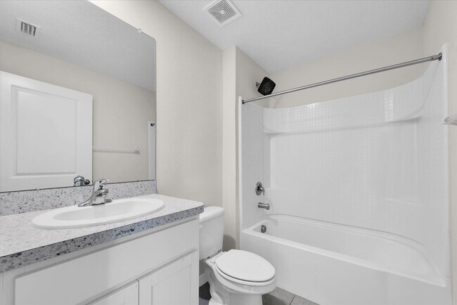 Building Photo - Available now in Wimauma | Spacious 5BR Home with 2,600+ Sqft