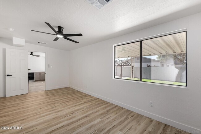 Building Photo - 4749 E Contessa St