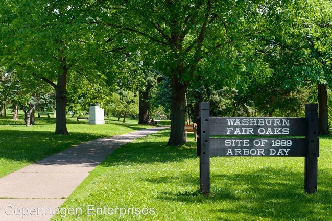 Building Photo - 1912 Clinton Ave