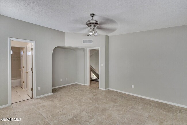 Building Photo - 10917 Loma Alta Pl