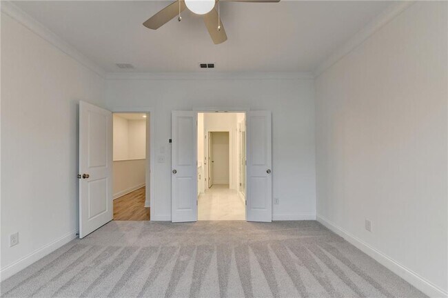 Building Photo - 5428 Howington Ct