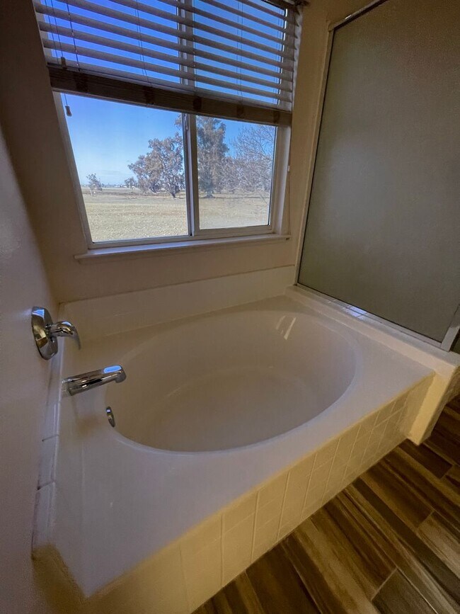 Building Photo - 4143 Canopy Ct