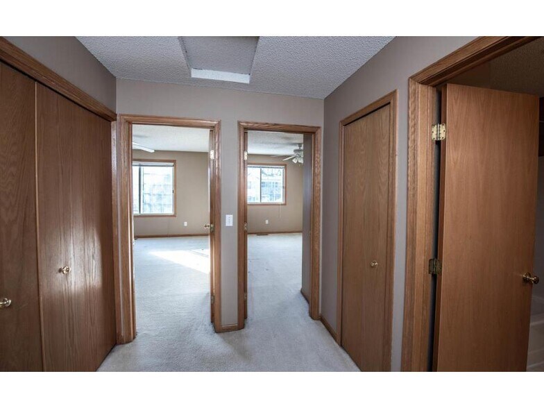 Building Photo - 4220 Meghan Ln
