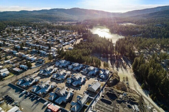 Building Photo - 1362 Mordyl Loop