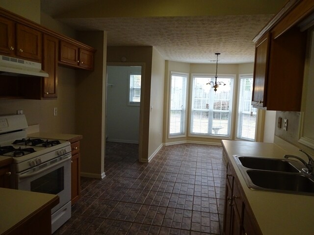 Building Photo - 3417 Summit Glen Dr