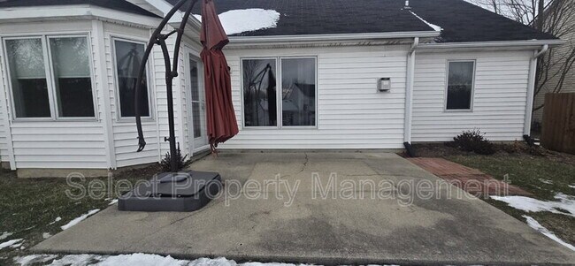 Building Photo - 2515 Sugar Tree Dr