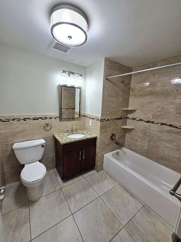 Building Photo - 115 Bruen St