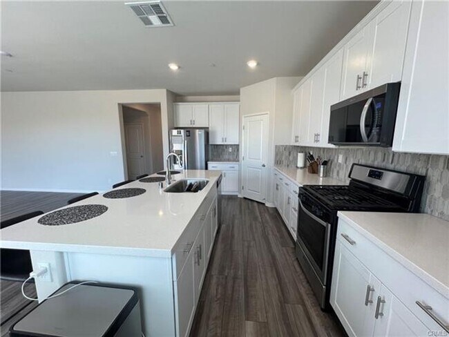 Building Photo - Audie Murphy Ranch Homes