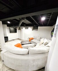 Building Photo - 2212 Burger St