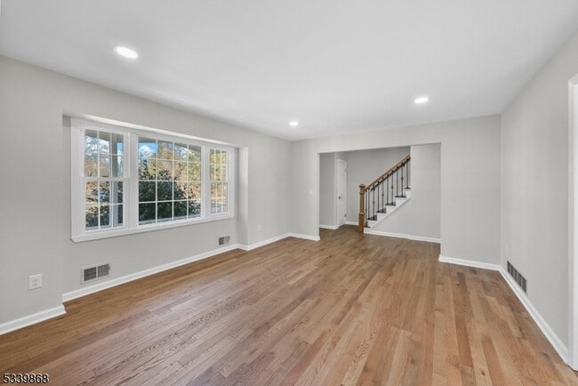 Building Photo - 231 Sutphin Ln