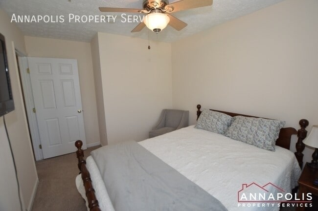 Building Photo - 915 Nanticoke Run Way