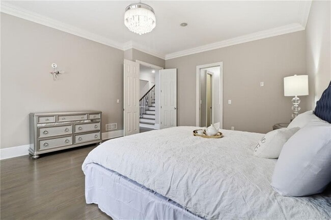 Building Photo - 4738 Ivy Ridge Dr SE