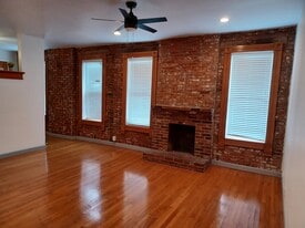 Building Photo - 4233 Chouteau Ave