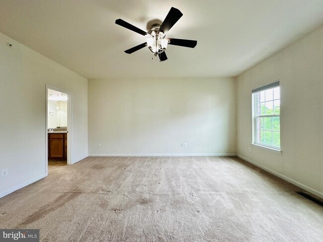 Building Photo - 7396 Brunson Cir