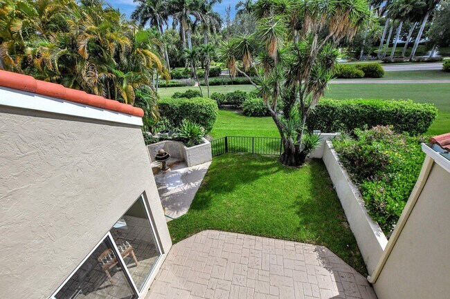 Building Photo - 7477 Campo Florido